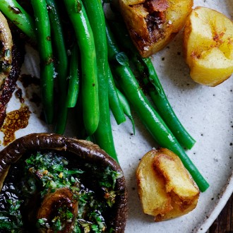 greenbeans-mushrooms-steak preview