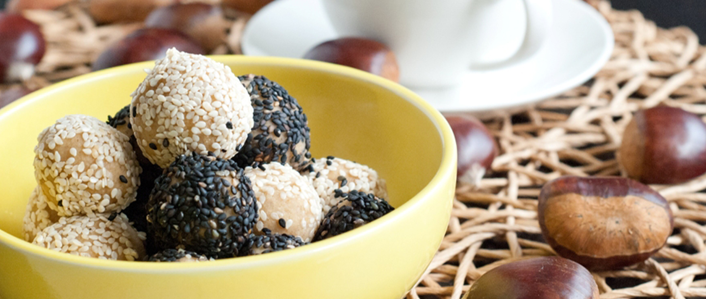 Hero1440x610-Orange-Chestnut-Powerballs